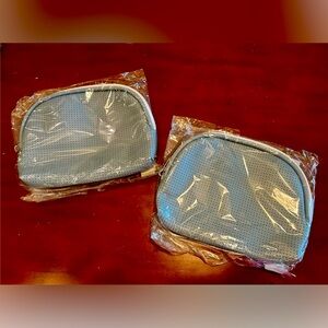 New Herrschner’s Perforated Zip Bags Bags